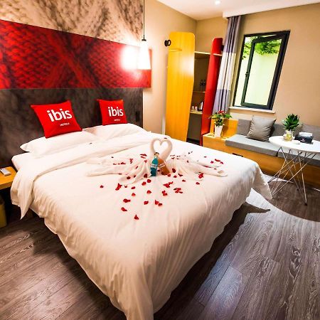Ibis Nanjing Jiangning Nanjing University Of Aeronautics And Astronautics Hotel Zewnętrze zdjęcie